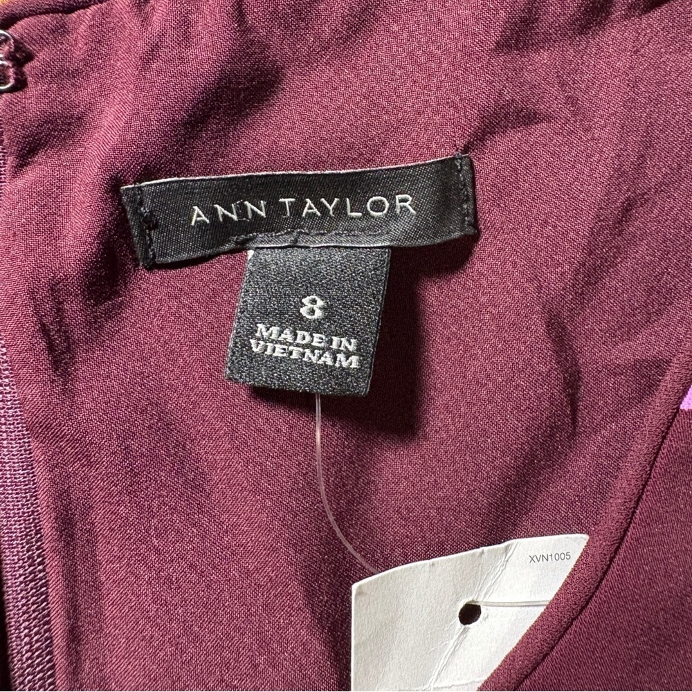 NWT Ann Taylor Dark Purple and Brown Patterned Sleeveless Sheath Dress Size 8 - Picture 4 of 7